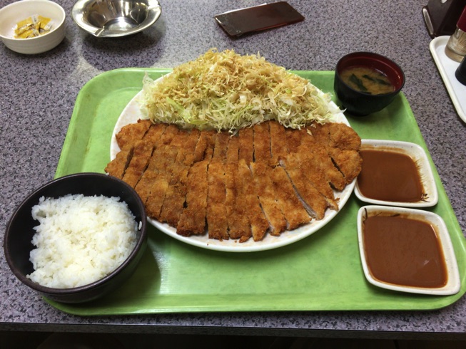 福岡デカ盛り【とんかつ大将】でジャンボとんかつを完食です！