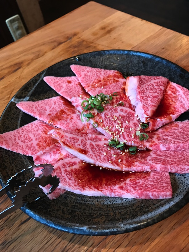 【焼肉 多牛 駅南店】最上級のお肉を炭火で頂く人気焼肉店に行ってきました。